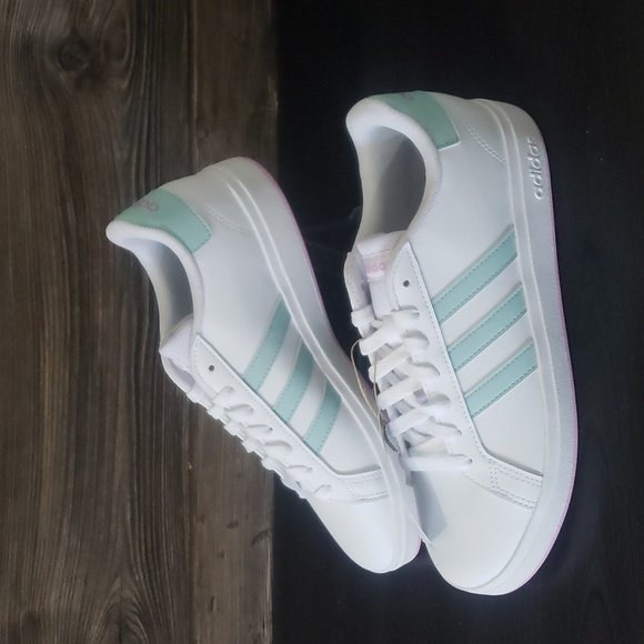 New Adidas Grand Court White Tennis Sneakers Casual Athletic Streetwear Stripes - Picture 3 of 11